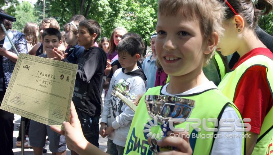 Днес,1 юни,министърът на транспорта, информационните технологии и съобщенията Ивайло Московски участва в детския празник по безопасност на движението. Събитието се организира от Столична община – район „Оборище”, с подкрепата на Национален клуб „Би-Бит”, по случай Международния ден на детето.