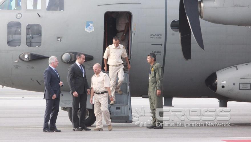 Днес,7 юли,Премиерът Бойко Борисов посрещна освободените български пилоти на Летище София