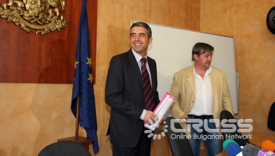 Днес,11 юли, в зала „Пресцентър” на Министерството на регионалното развитие и благоустройството министър Росен Плевнелиев представи Комитета за наблюдение за АМ „Струма”.