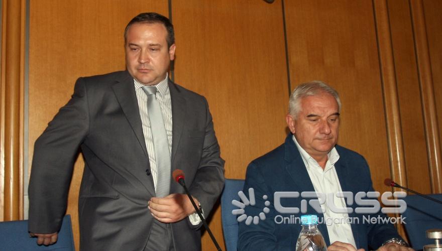 По повод представянето на „Топлофикация София”ЕАД като топлинен счетоводител се състоя пресконференция в Столична община с участието на Стоян Цветанов, изпълнителен директор, Топлофикация София и инж. Боян Паунов, ръководител отдел Метрология, енергийна ефективност и контрол на дяловото разпределение.
