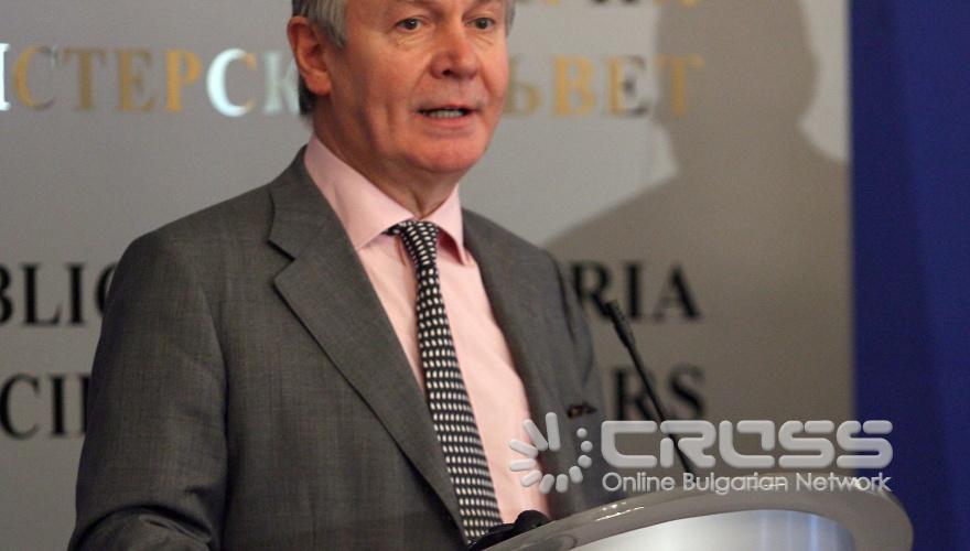 Премиерът Бойко Борисов се срещна с еврокомисаря по търговията Карел де Гухт, който пристигна на официално посещение в България. След разговорите министър-председателят и комисар де Гухт 
дадоха съвместна пресконференция.