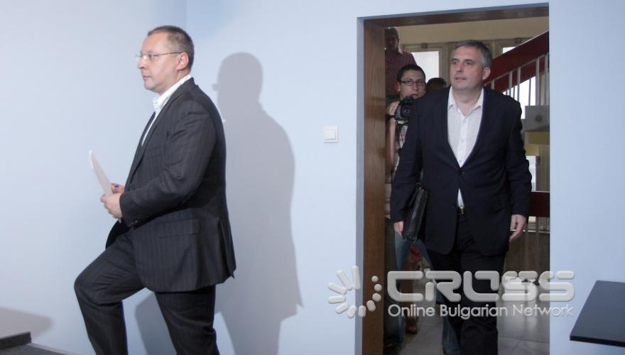 Ивайло Калфин е кандидатът на БСП за президент, той е получи 60% подкрепа от членовете на НС на БСП.