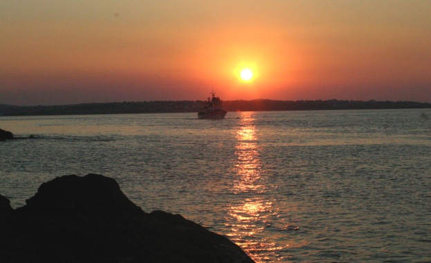 Нищо не може да загаси светлина...