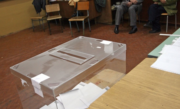 9 двойки са подали  документи в ЦИК за президентския вот 