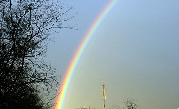 Дъждовете спират следобед