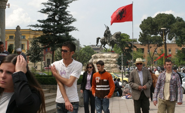 За 10 години населението в Албания е намаляло с 7,7%