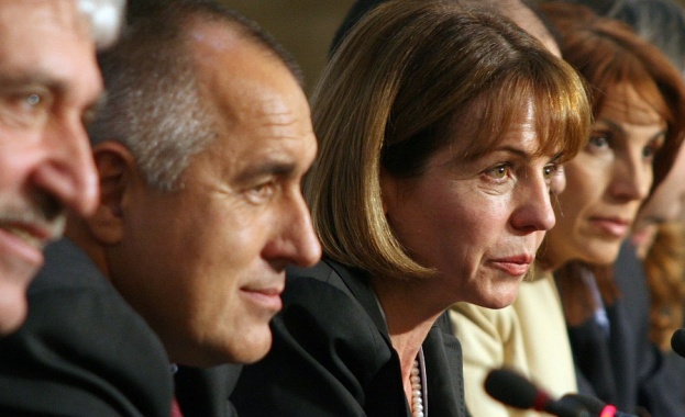 Кметовете на ГЕРБ искат среща с Орешарски