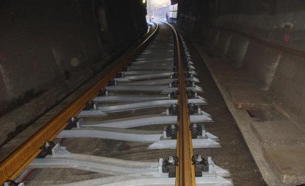 Ю. Корея: Влак помете жп работници 