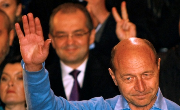 Бъсеску в Белград: Румъния не признава независимостта на Косово