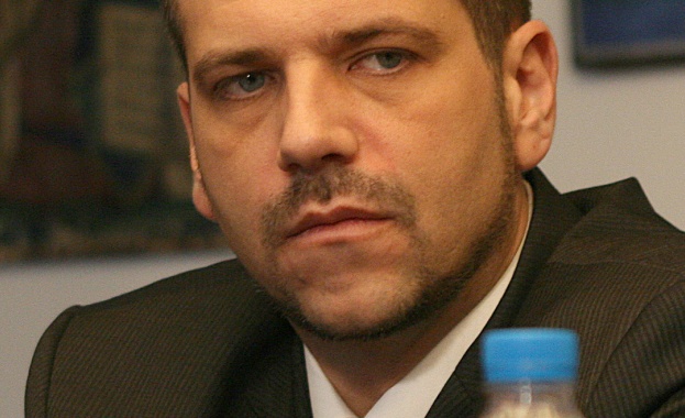Калин Георгиев заминава за Катуница