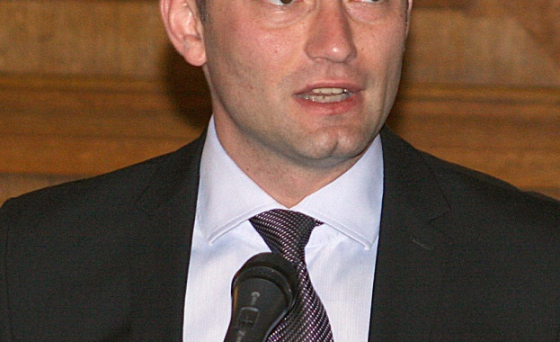 Младенов: Можем да се възползваме от развитието и прогреса само ако живеем в стабилна среда