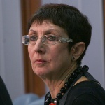 Поколенческа смяна и информация ще излекуват обществото ни от сянката на ДС