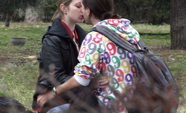 Международен ден на целувката