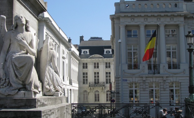 В Брюксел остава в сила най-високата степен на опасност от терористично нападение