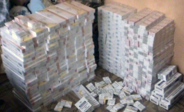 250 000 къса контрабандни цигари задържаха за седмица на "Капитан Андреево"