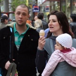 Детските надбавки само до 16 години, само на пълнолетни майки... и само с доходи до 350 лв.