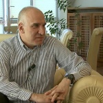 Левон Хампарцумян: Няма да има крах на еврото   
