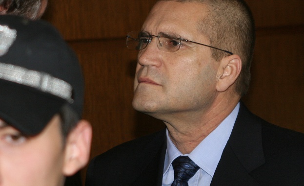 И Военно-апелативният съд оправда бившия военен министър Николай Цонев