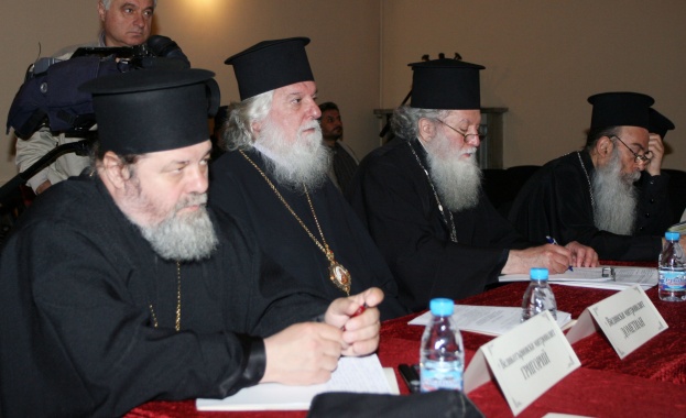 Зачестилите изявления не отразяват истината относно църквата 