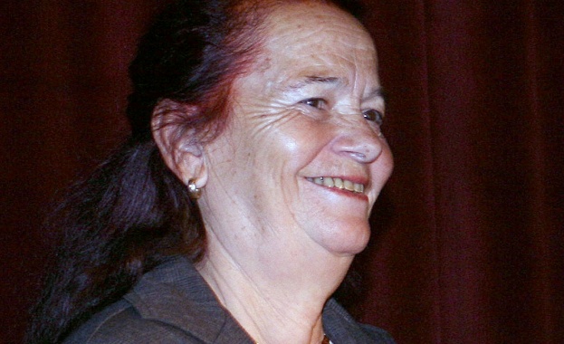 Валя Балканска на 70