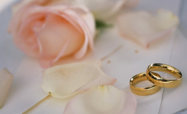 В "Морско казино"-Бургас полагат началото на нов сватбен ритуал 