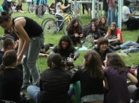 За поредна десета година &quot;Цвете за Гошо&quot; събра почитатели на българската рок и блус музика от всякакви възрасти. Десетият фестивал, посветен на големия български &quot;рокаджия&quot; Георги Минчев се провежда традиционно в Южния Парк.