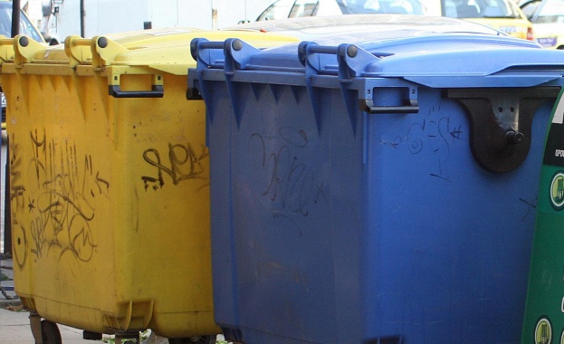 Неправоспособен водач затрупа с контейнери 63-годишна жена в Стара Загора