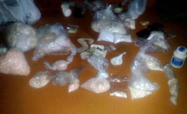 51 грама амфетамин конфискуваха плевенските полицаи