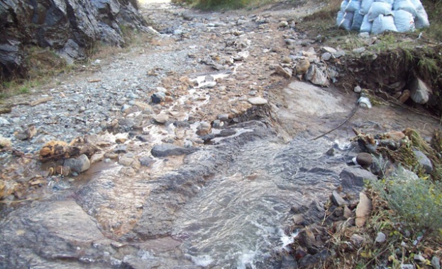 34 души загинаха досега при наводненията във Виетнам