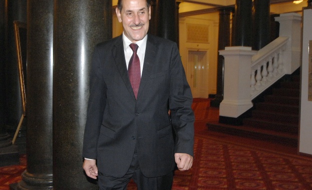 Дебатът за участието в управлението на страната на българите, живеещи в чужбина, ще се проведе на 14 декември 2011 г.