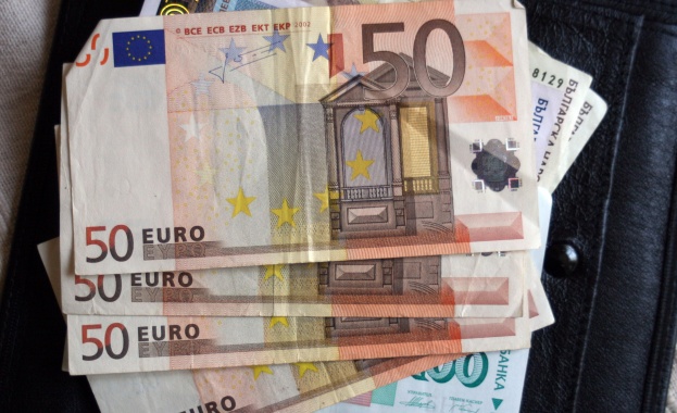 Хърсев: Обикновено дълговите кризи в Европа са се решавали с инфлация  
