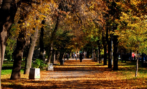 Синоптиците вещаят и утрешният ден да бъде слънчев