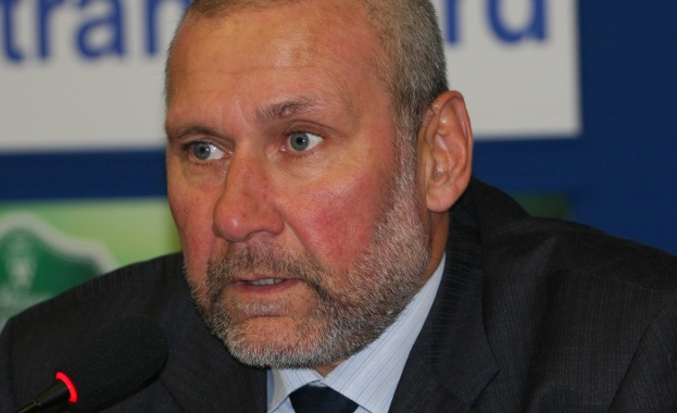 Овчаров: Моллов и Институт "Помак" са антибългарски и вредни