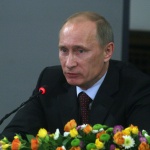 Путин тормозел жена си и имал безброй любовници