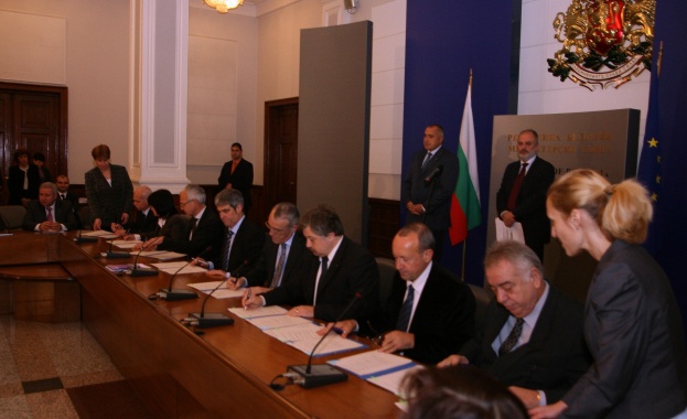 МС одобри отпускането  на допълнителни средства за инфраструктурни проекти