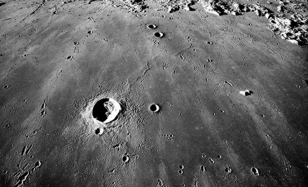 Ново! Пълна 3D карта на Луната  