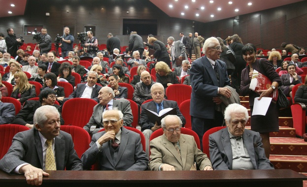 В УНСС изнасят лекция „Младите лидери и бъдещето на интернет управлението”  