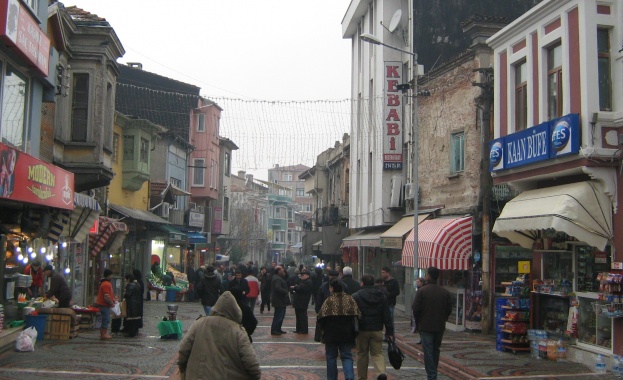 В Турция започнаха протести срещу решението на френския парламент