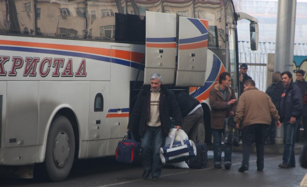 Автобусните билети за Коледа свършиха  