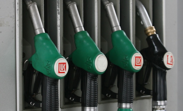 НАП: 2 000 бензиностанции затварят, ако не инсталират нивомери до 20 дни