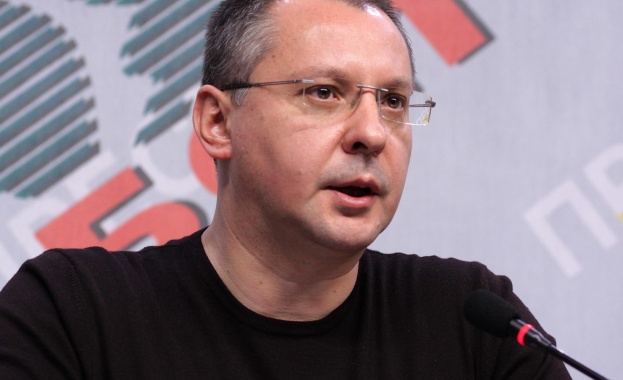 Станишев: ГЕРБ разчитат, че ще спечелят изборите със заплахи