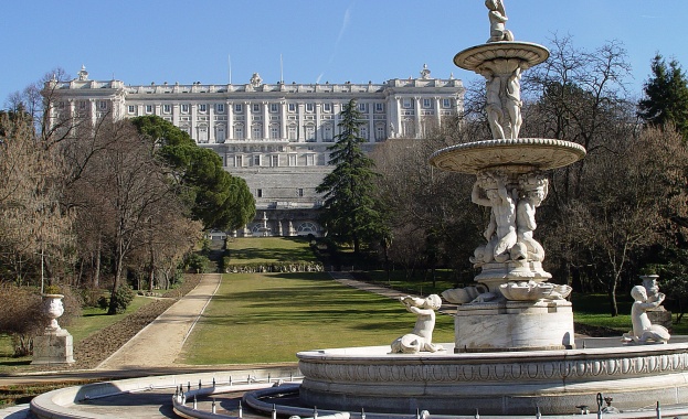 За първи път в историята, кмет на Мадрид стана жена 