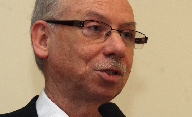 Посещение на европейския комисар Януш Левандовски в София