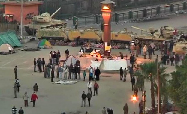 Военната полиция на Египет блокира подходите към телевизията в Кайро
