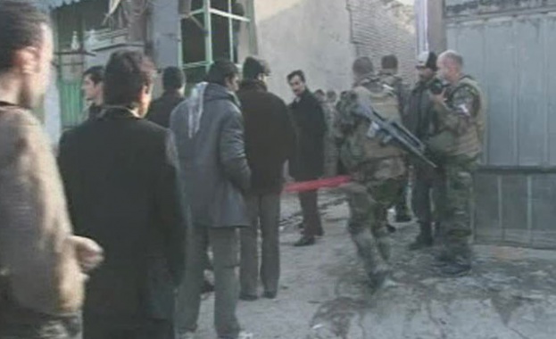Смъртници са нападнали полицейски участък в Кабул