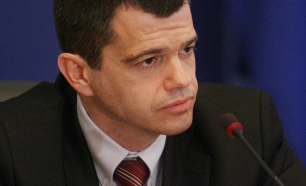 Казаков: Екстремистки настроени лица и групи застрашават етническия мир