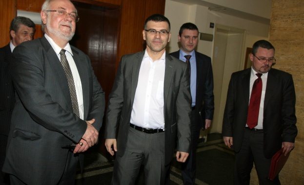 Дянков към фермерите: 2012 ще е лоша, затова няма пари