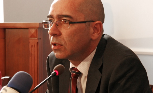 Регистър за ражданията представят в здравното министерство