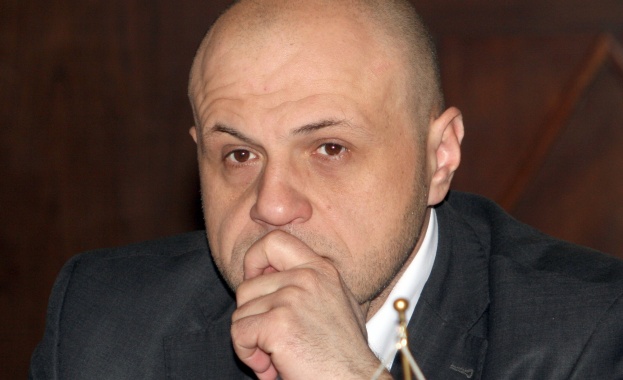 Предложение: Общините може да получават повече европари без конкурс