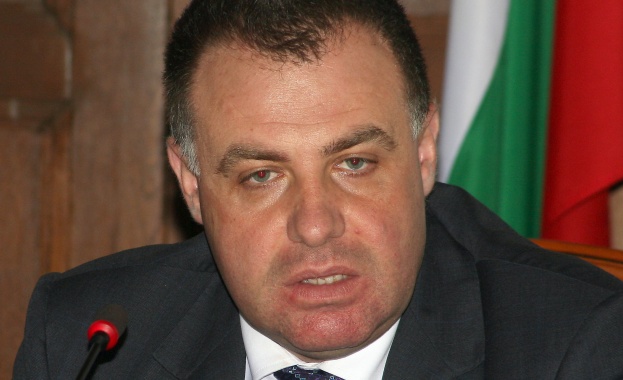 Земеделският министър се обяви против орязаните 230 млн. лв. за земеделските производители